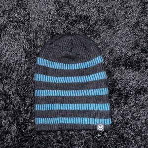 Men’s  Black / Blue Knitted Beanie